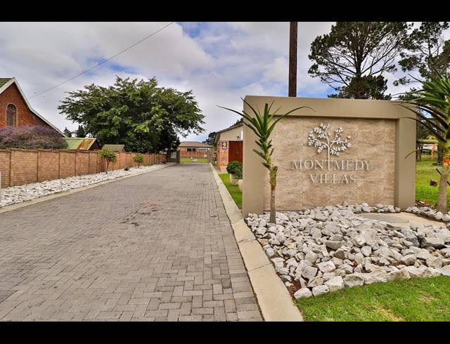 3 BEDROOM TOWNHOUSE RENTED IN LORRAINE